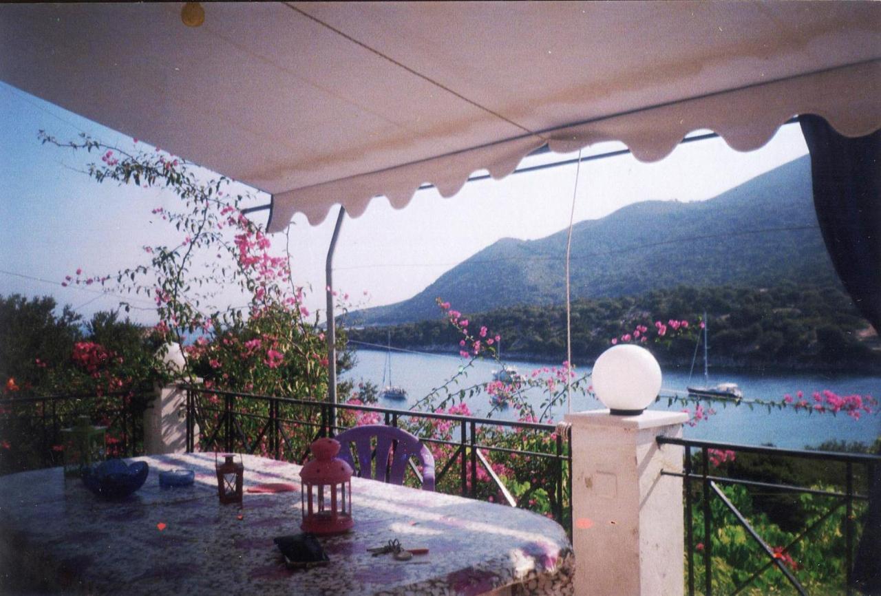Athéras Villa Errieta מראה חיצוני תמונה