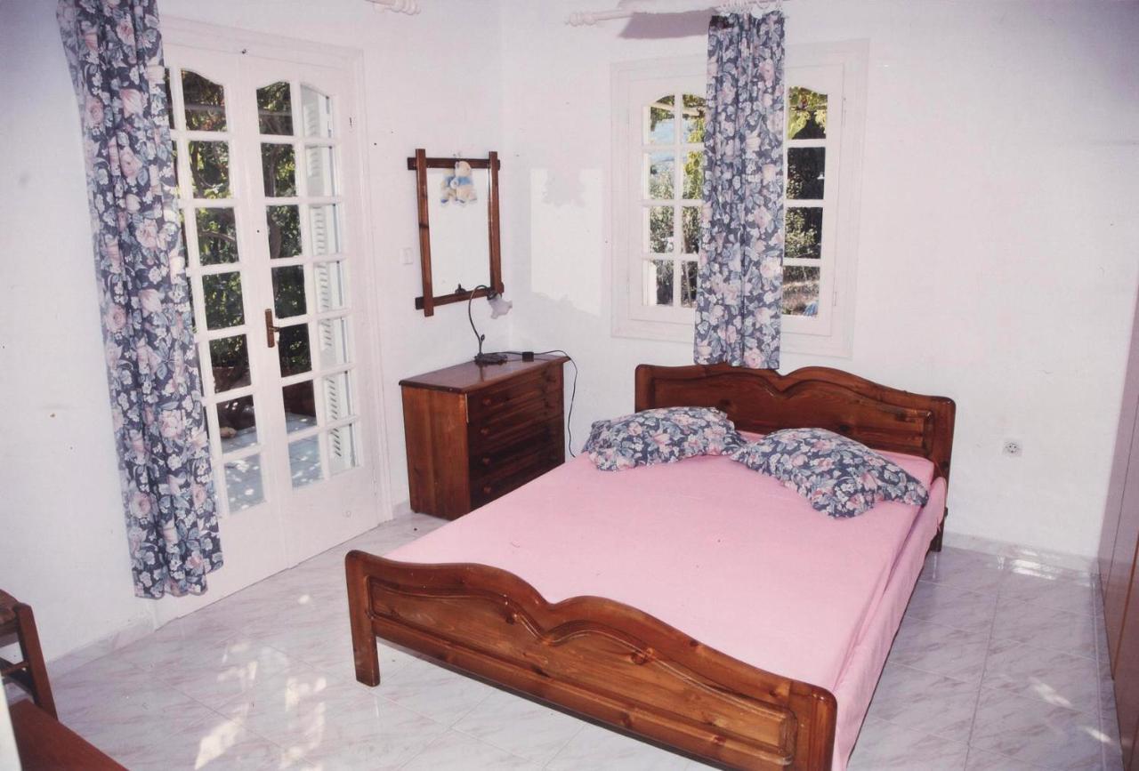 Athéras Villa Errieta מראה חיצוני תמונה